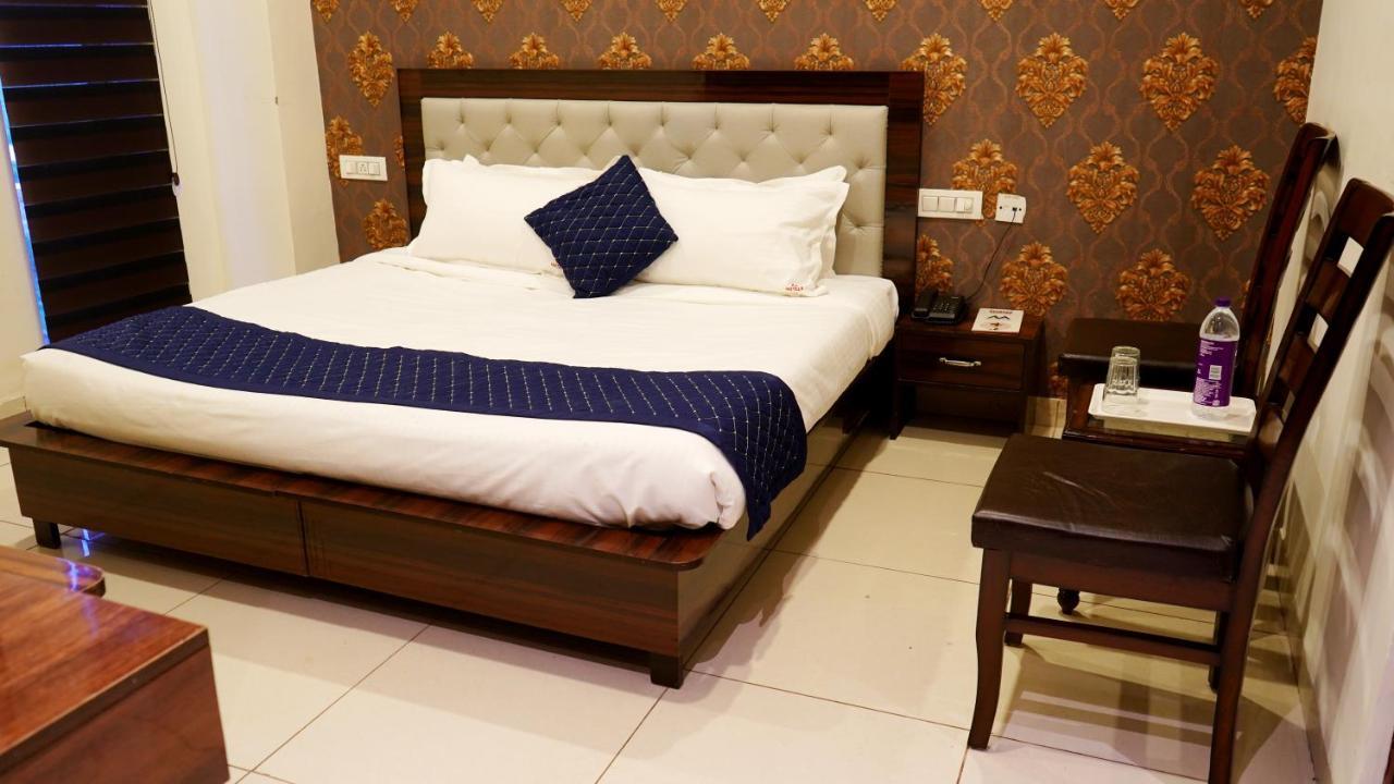 Aa Hotels & Resorts Zirakpur Εξωτερικό φωτογραφία